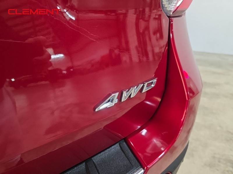 Ford Explorer Vehicle Full-screen Gallery Image 10