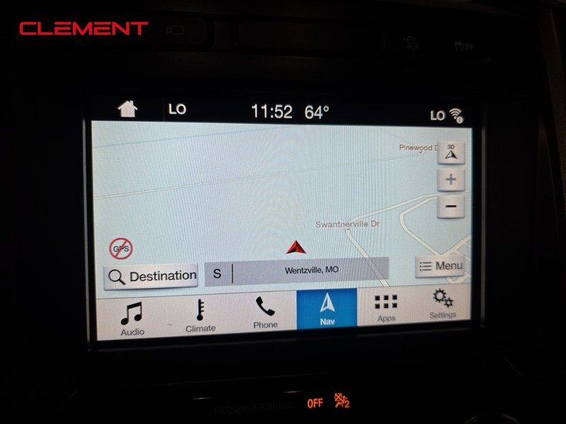 Ford F-150 Vehicle Full-screen Gallery Image 18