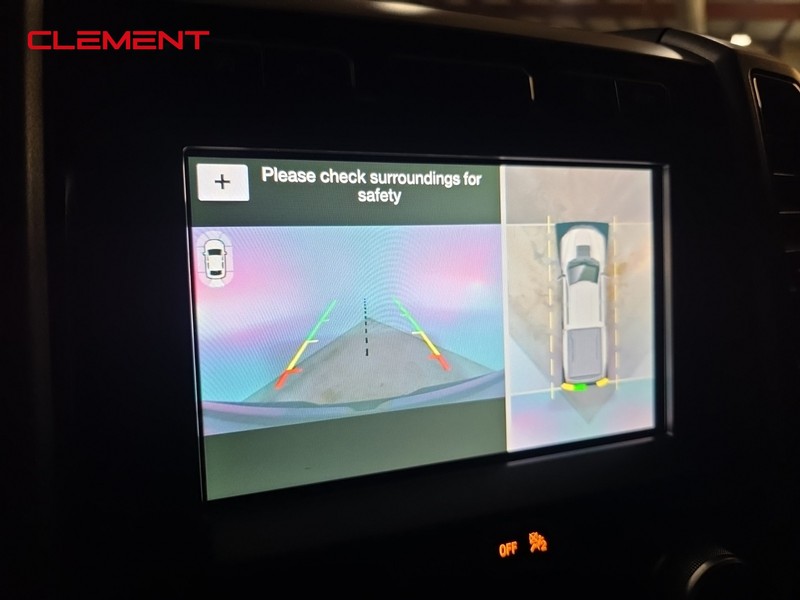 Ford F-150 Vehicle Full-screen Gallery Image 20