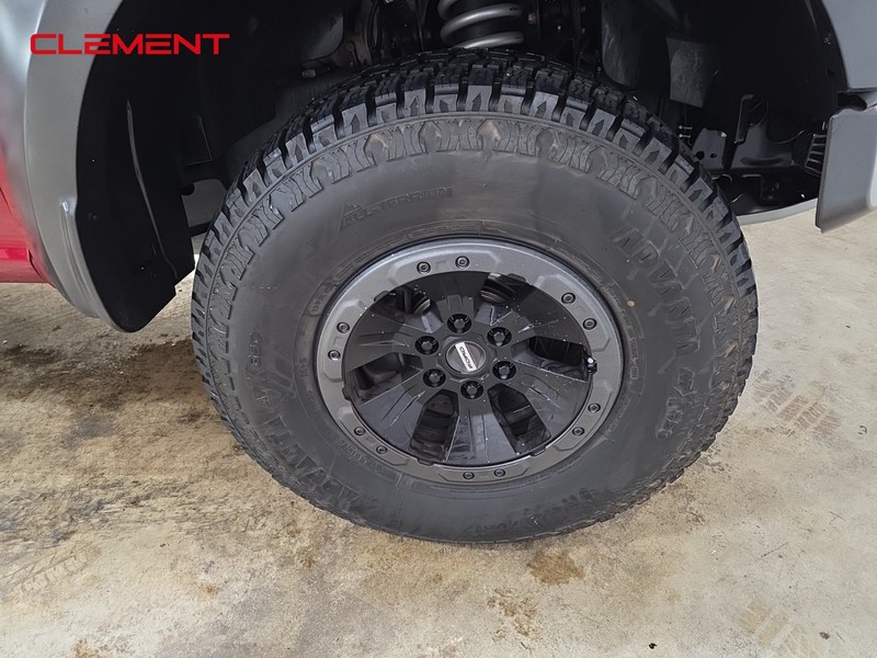 Ford F-150 Vehicle Full-screen Gallery Image 38