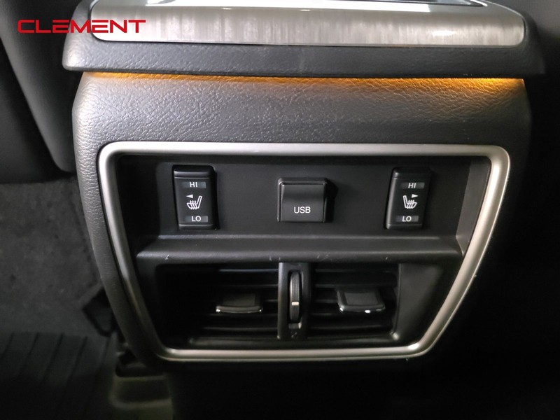 Nissan Murano Vehicle Image 31