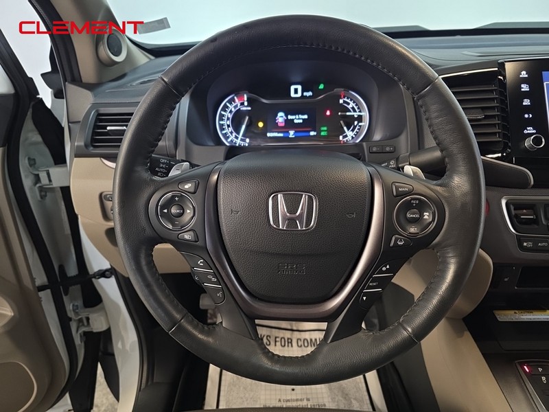 Honda Ridgeline Vehicle Image 14