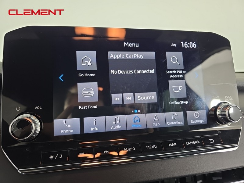 Mitsubishi Outlander Vehicle Full-screen Gallery Image 16