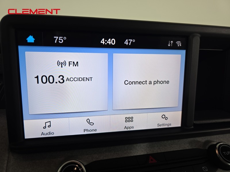 Ford Maverick Vehicle Image 17