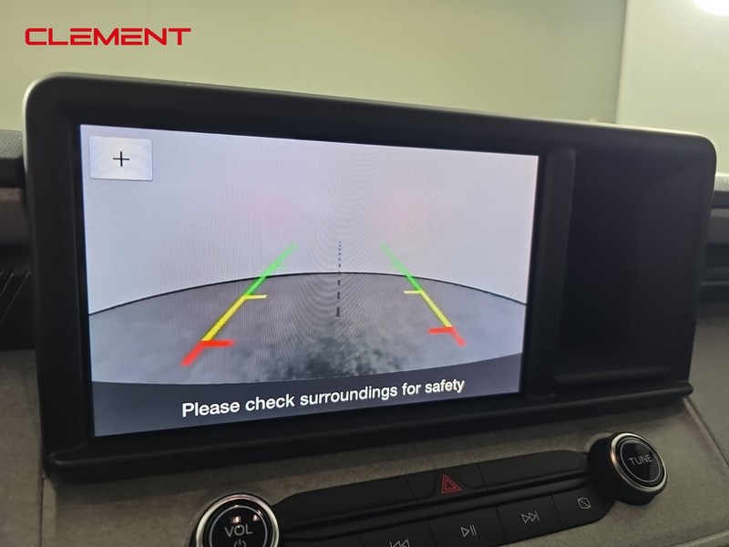 Ford Maverick Vehicle Image 19