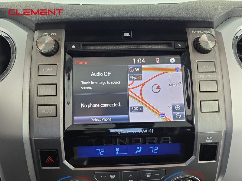 Toyota Tundra 4WD Vehicle Full-screen Gallery Image 17