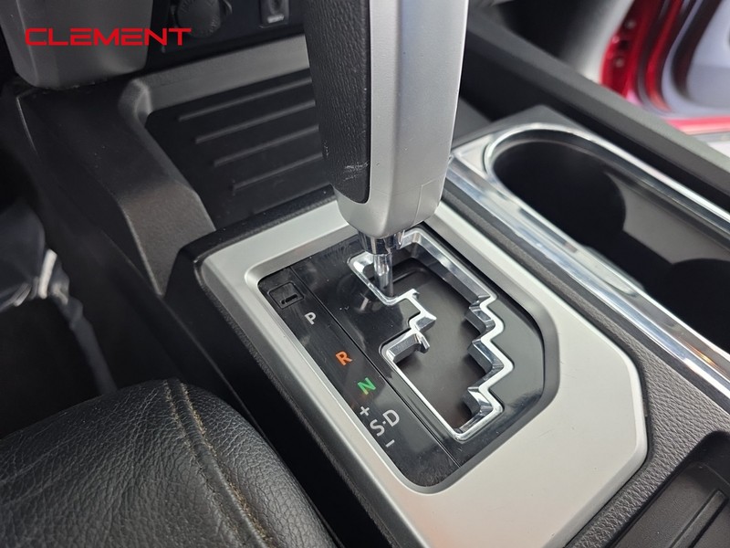 Toyota Tundra 4WD Vehicle Full-screen Gallery Image 20