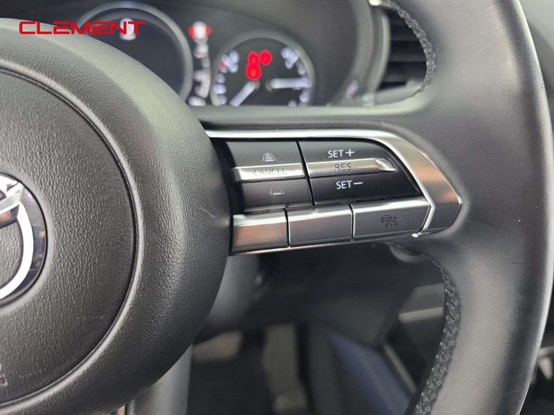 Mazda CX-30 Vehicle Full-screen Gallery Image 14