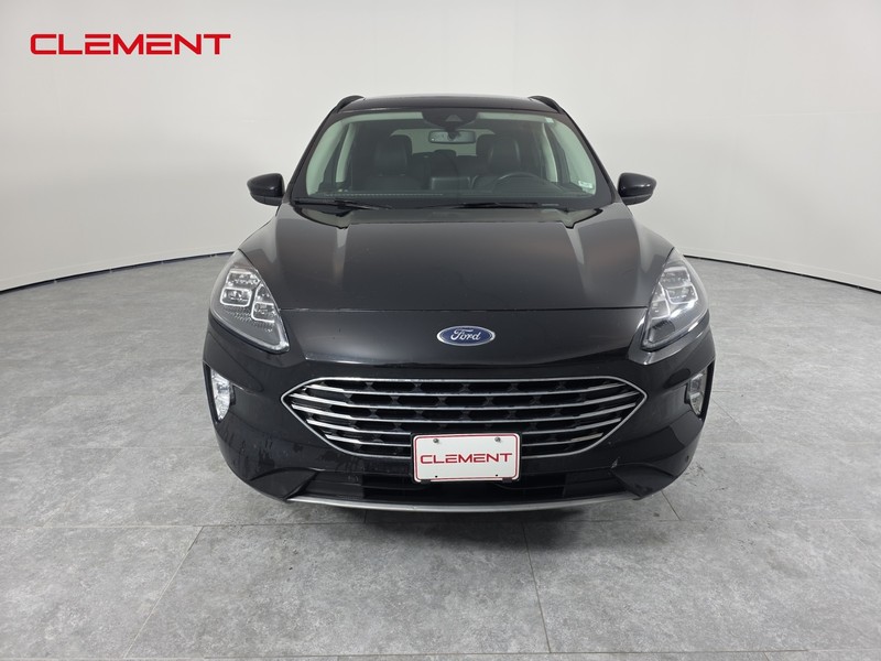 Ford Escape Vehicle Full-screen Gallery Image 2