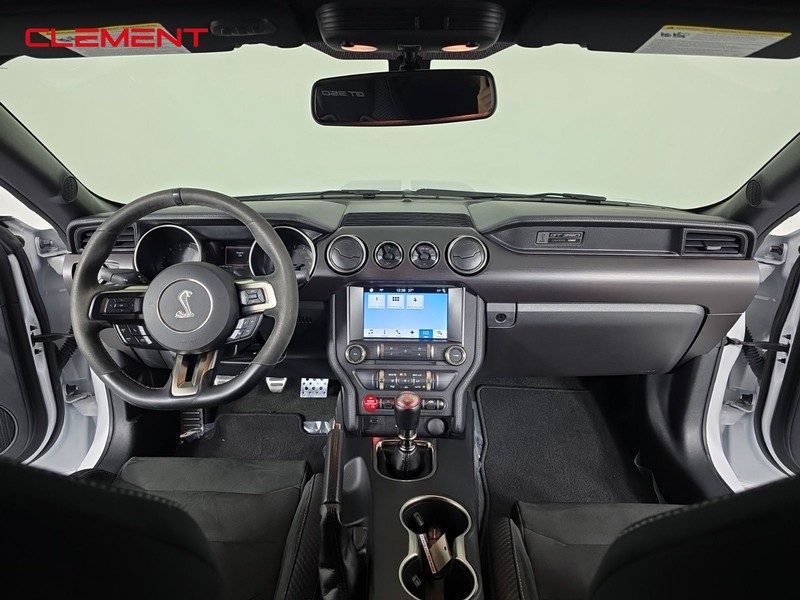 Ford Mustang Vehicle Image 10