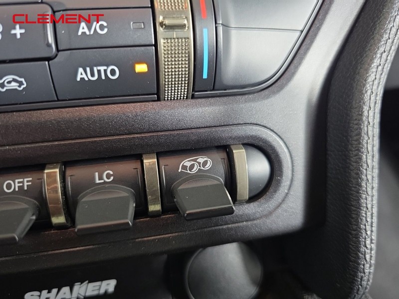 Ford Mustang Vehicle Image 20