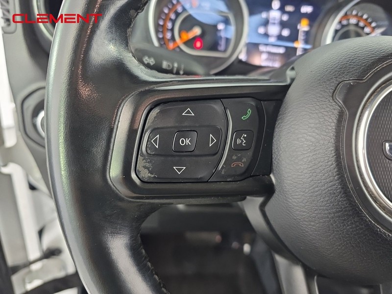 Jeep Gladiator Vehicle Full-screen Gallery Image 13