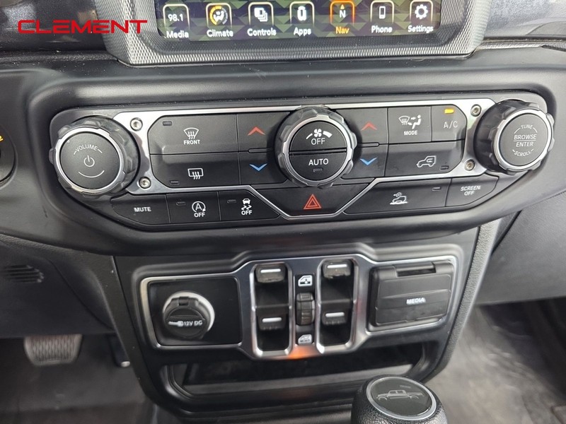 Jeep Gladiator Vehicle Full-screen Gallery Image 20