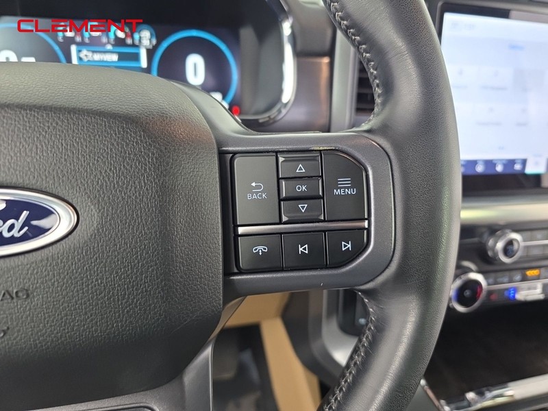 Ford F-150 Vehicle Full-screen Gallery Image 15