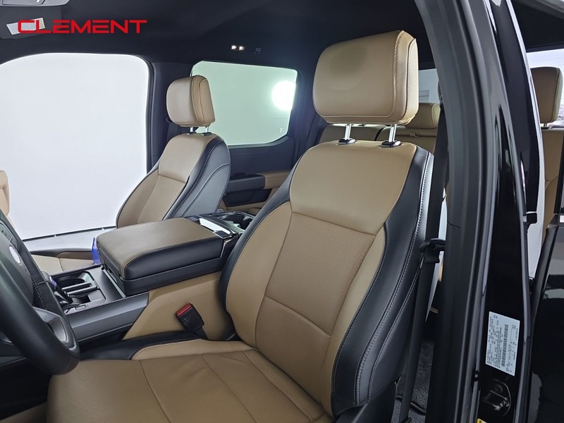 Ford F-150 Vehicle Full-screen Gallery Image 27