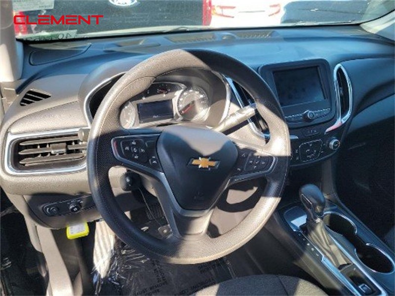 Chevrolet Equinox Vehicle Full-screen Gallery Image 03