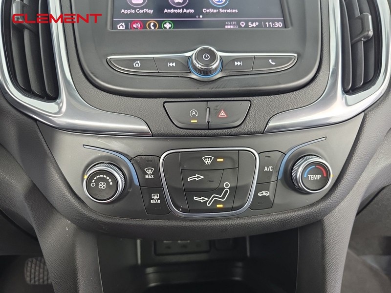 Chevrolet Equinox Vehicle Full-screen Gallery Image 18