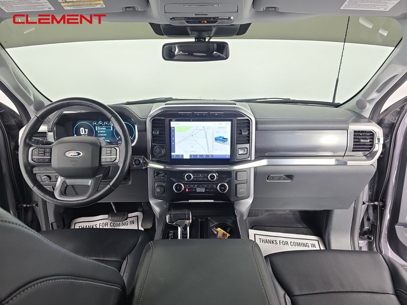 Ford F-150 Vehicle Full-screen Gallery Image 11