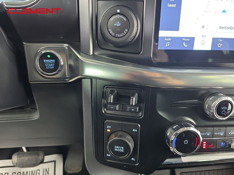 Ford F-150 Vehicle Full-screen Gallery Image 20