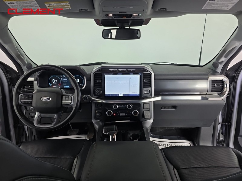 Ford F-150 Vehicle Full-screen Gallery Image 10