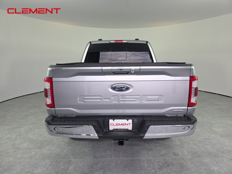 Ford F-150 Vehicle Full-screen Gallery Image 7