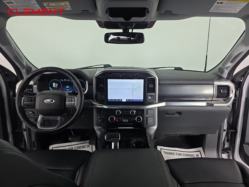 Ford F-150 Vehicle Full-screen Gallery Image 10