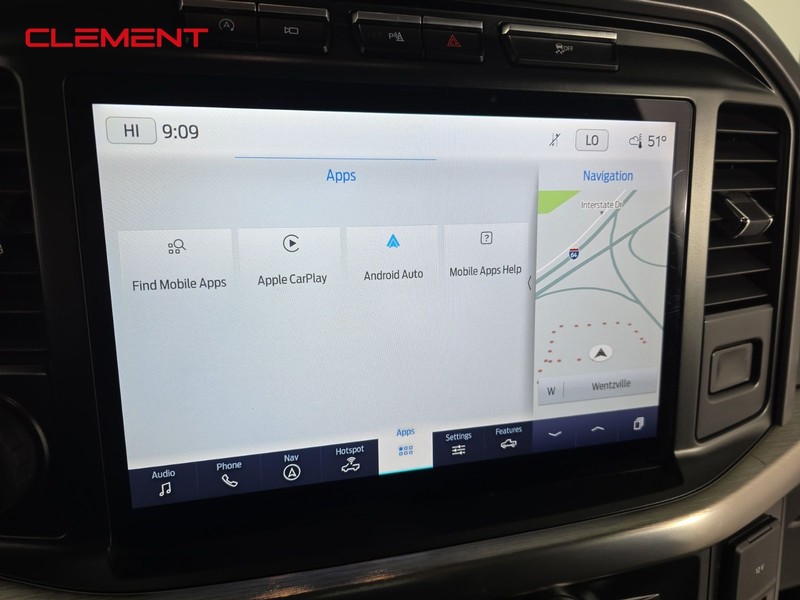 Ford F-150 Vehicle Full-screen Gallery Image 16