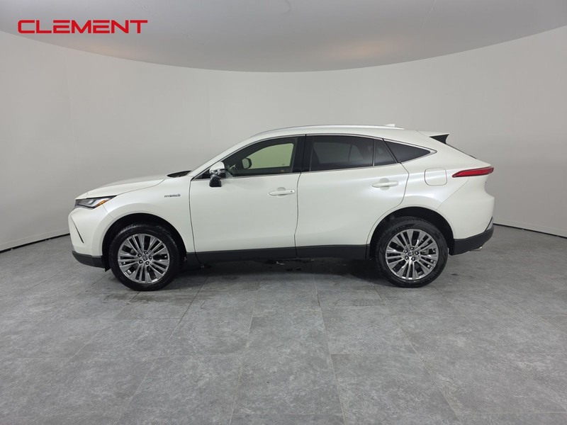 Toyota Venza Vehicle Full-screen Gallery Image 4