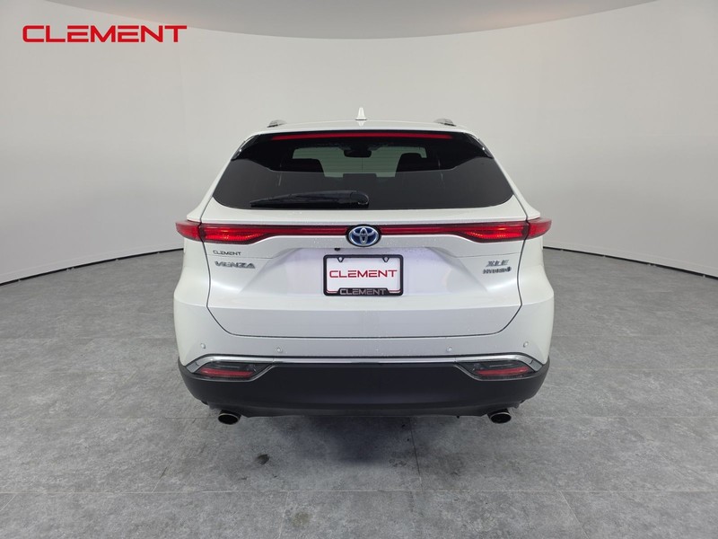 Toyota Venza Vehicle Full-screen Gallery Image 7