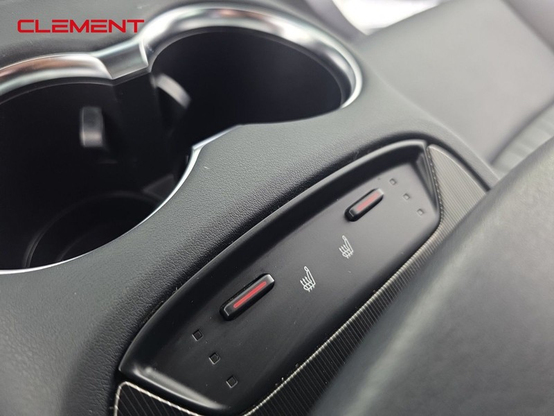 Toyota Venza Vehicle Full-screen Gallery Image 21