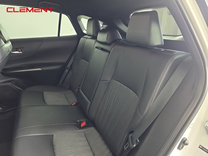 Toyota Venza Vehicle Full-screen Gallery Image 29