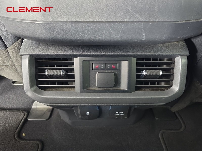 Ford F-150 Vehicle Full-screen Gallery Image 30