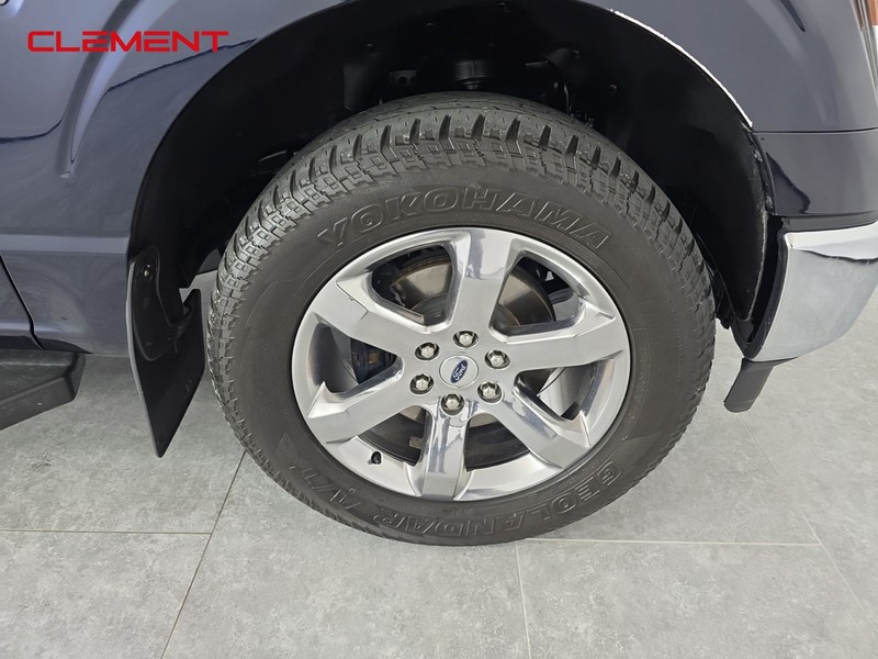 Ford F-150 Vehicle Full-screen Gallery Image 34