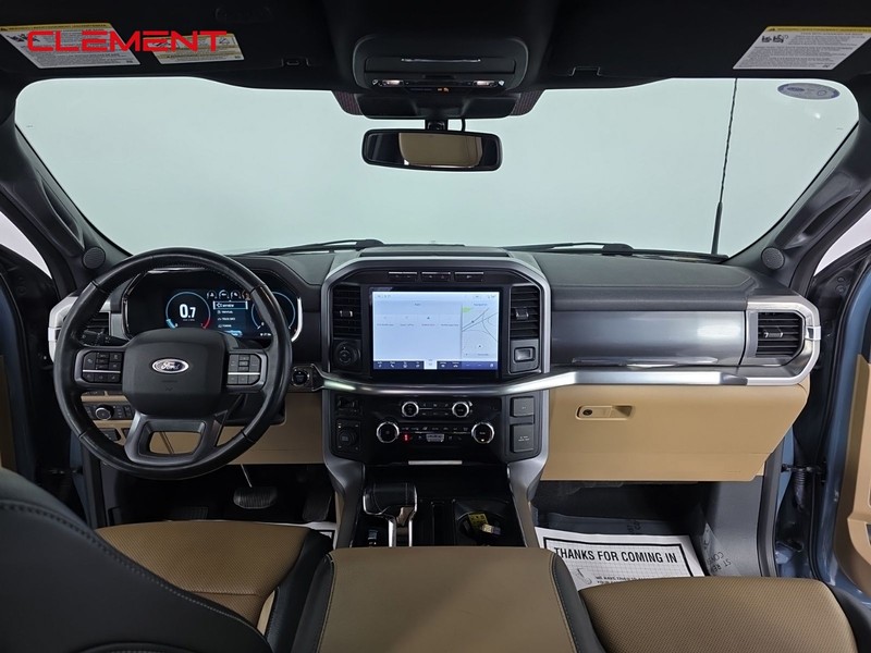 Ford F-150 Vehicle Full-screen Gallery Image 11