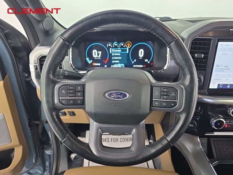 Ford F-150 Vehicle Full-screen Gallery Image 13