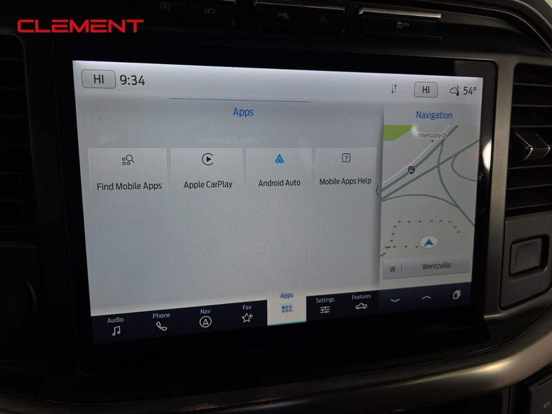 Ford F-150 Vehicle Full-screen Gallery Image 17