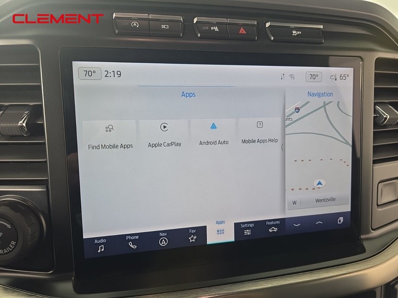 Ford F-150 Vehicle Full-screen Gallery Image 14