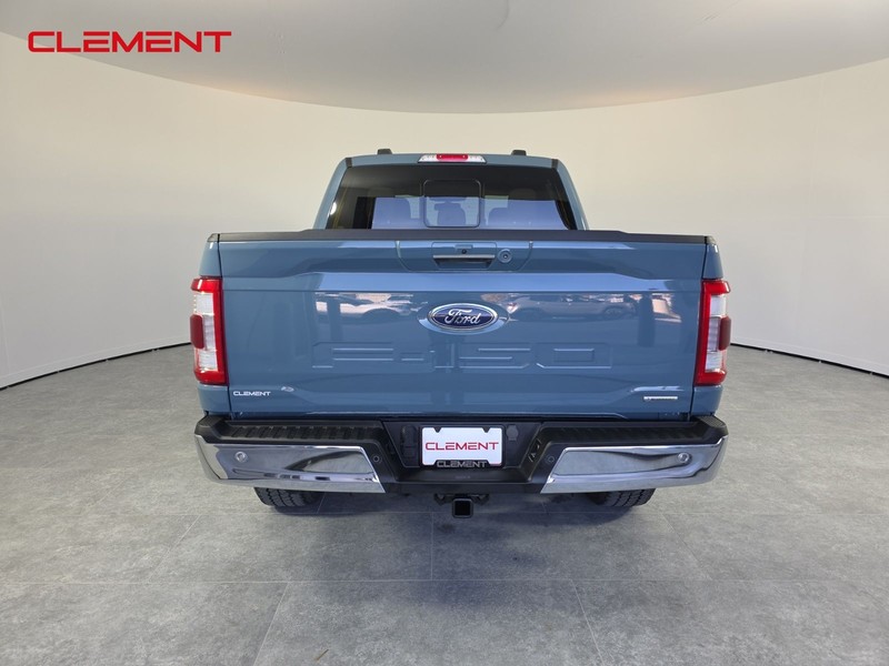 Ford F-150 Vehicle Full-screen Gallery Image 7