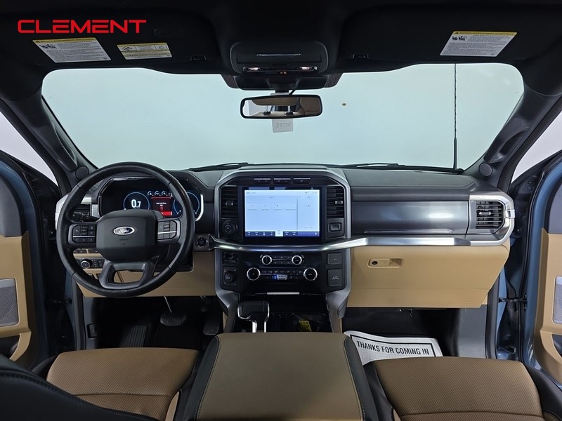 Ford F-150 Vehicle Full-screen Gallery Image 11