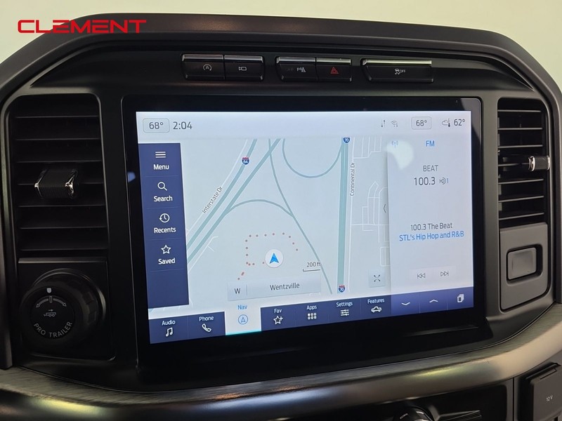 Ford F-150 Vehicle Full-screen Gallery Image 18