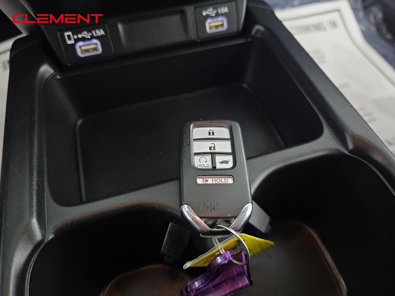 Honda CR-V Vehicle Full-screen Gallery Image 21