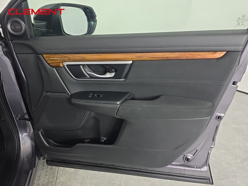 Honda CR-V Vehicle Full-screen Gallery Image 32