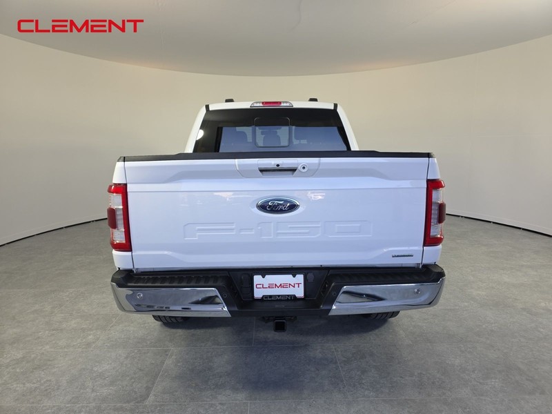 Ford F-150 Vehicle Full-screen Gallery Image 6