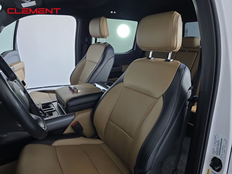 Ford F-150 Vehicle Full-screen Gallery Image 25