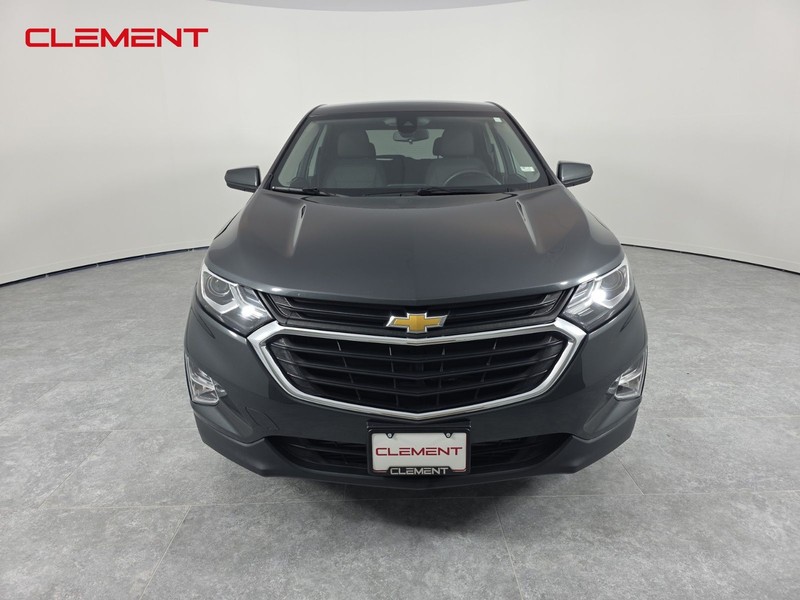 Chevrolet Equinox Vehicle Full-screen Gallery Image 2