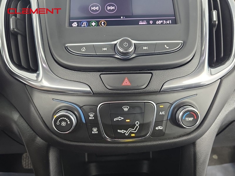 Chevrolet Equinox Vehicle Full-screen Gallery Image 20