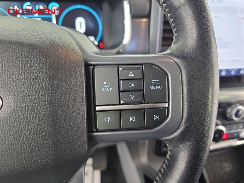 Ford F-150 Vehicle Full-screen Gallery Image 15