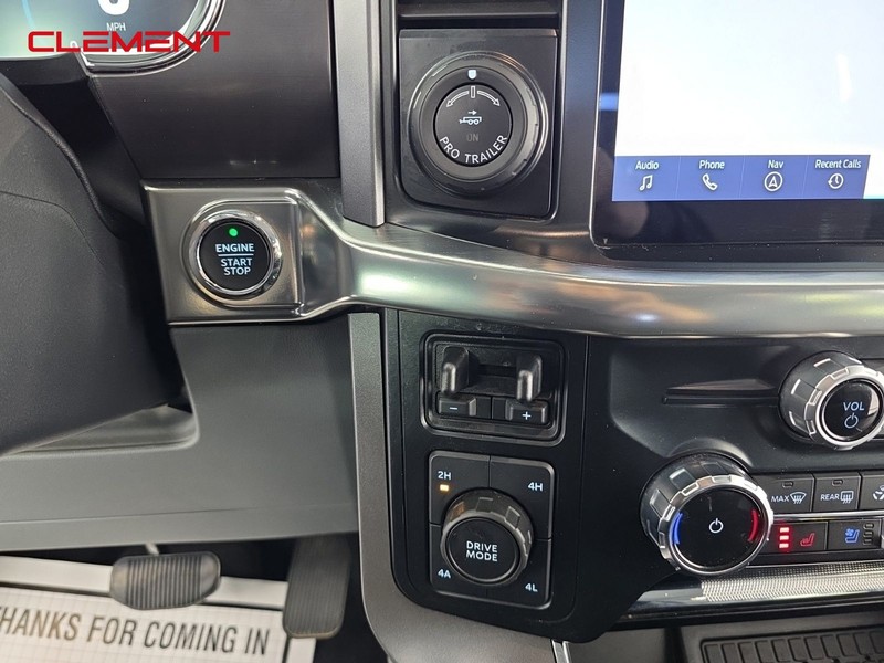 Ford F-150 Vehicle Full-screen Gallery Image 19