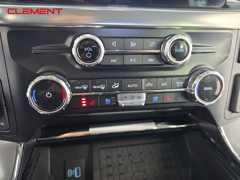 Ford F-150 Vehicle Full-screen Gallery Image 20