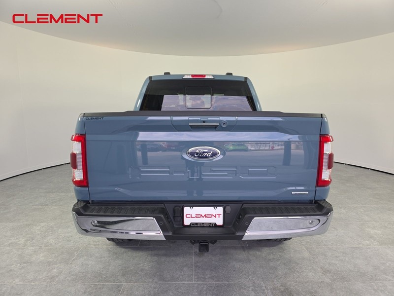 Ford F-150 Vehicle Full-screen Gallery Image 7